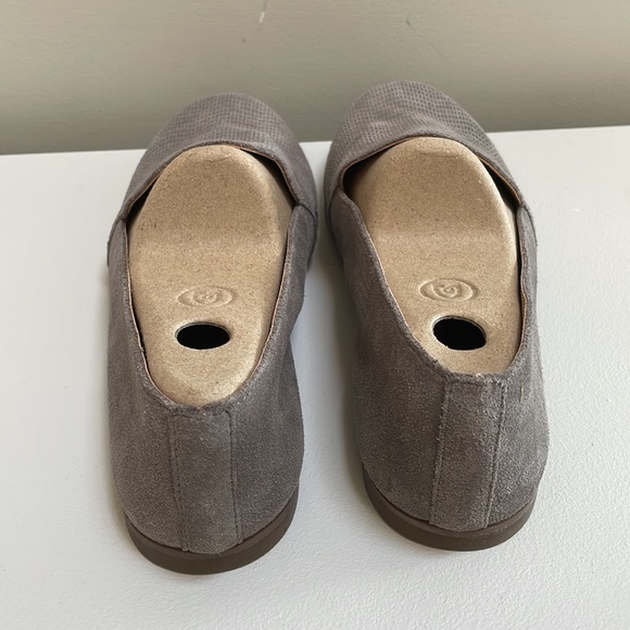 Lucky Brand Cattina Perforated Suede Slip On Flats, Size 8M, Taupe - Picture 8 of 13